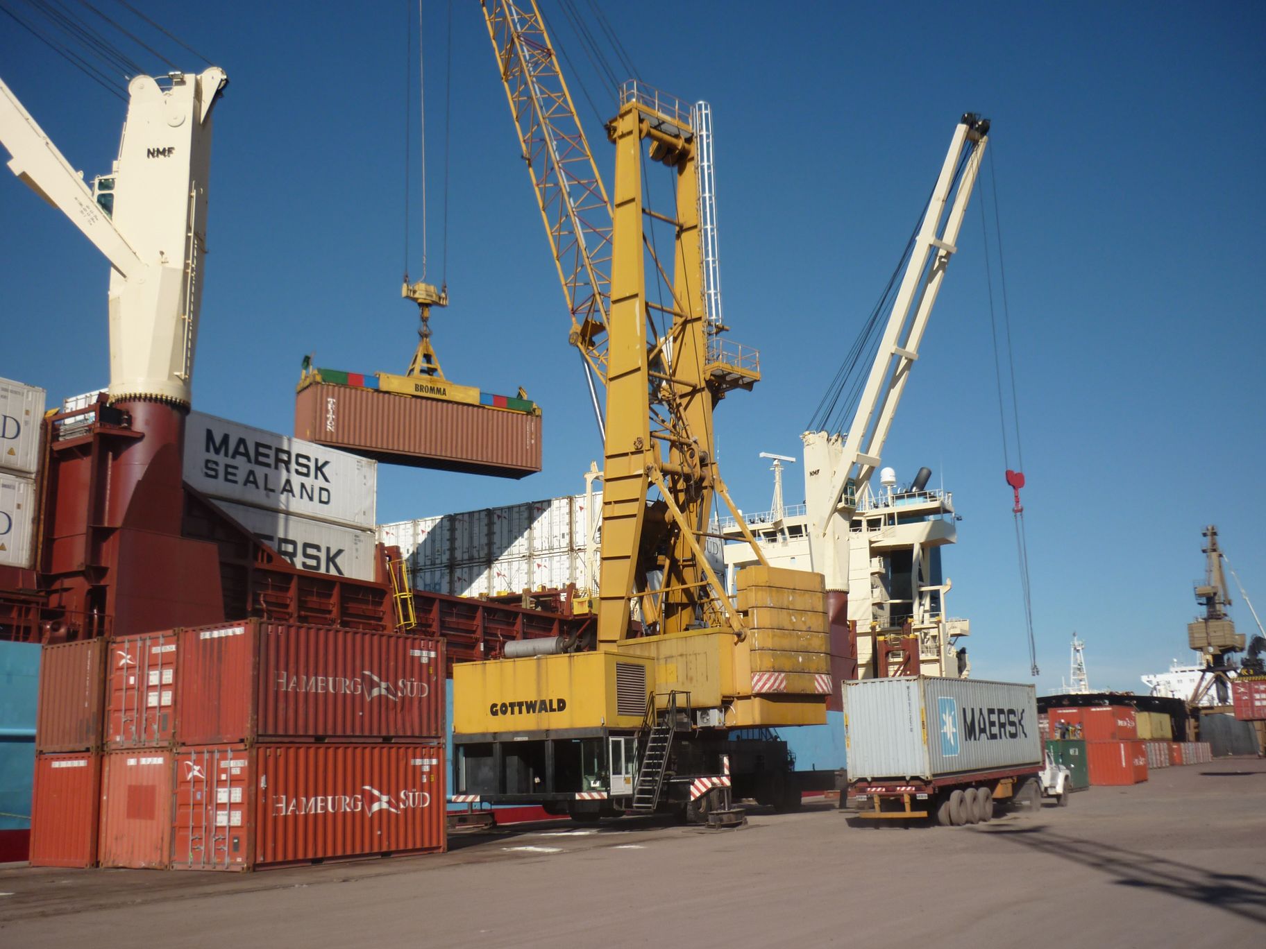 Intercambio comercial e integración sudamericana en la zona franca que Paraguay posse en el puerto de Rosario