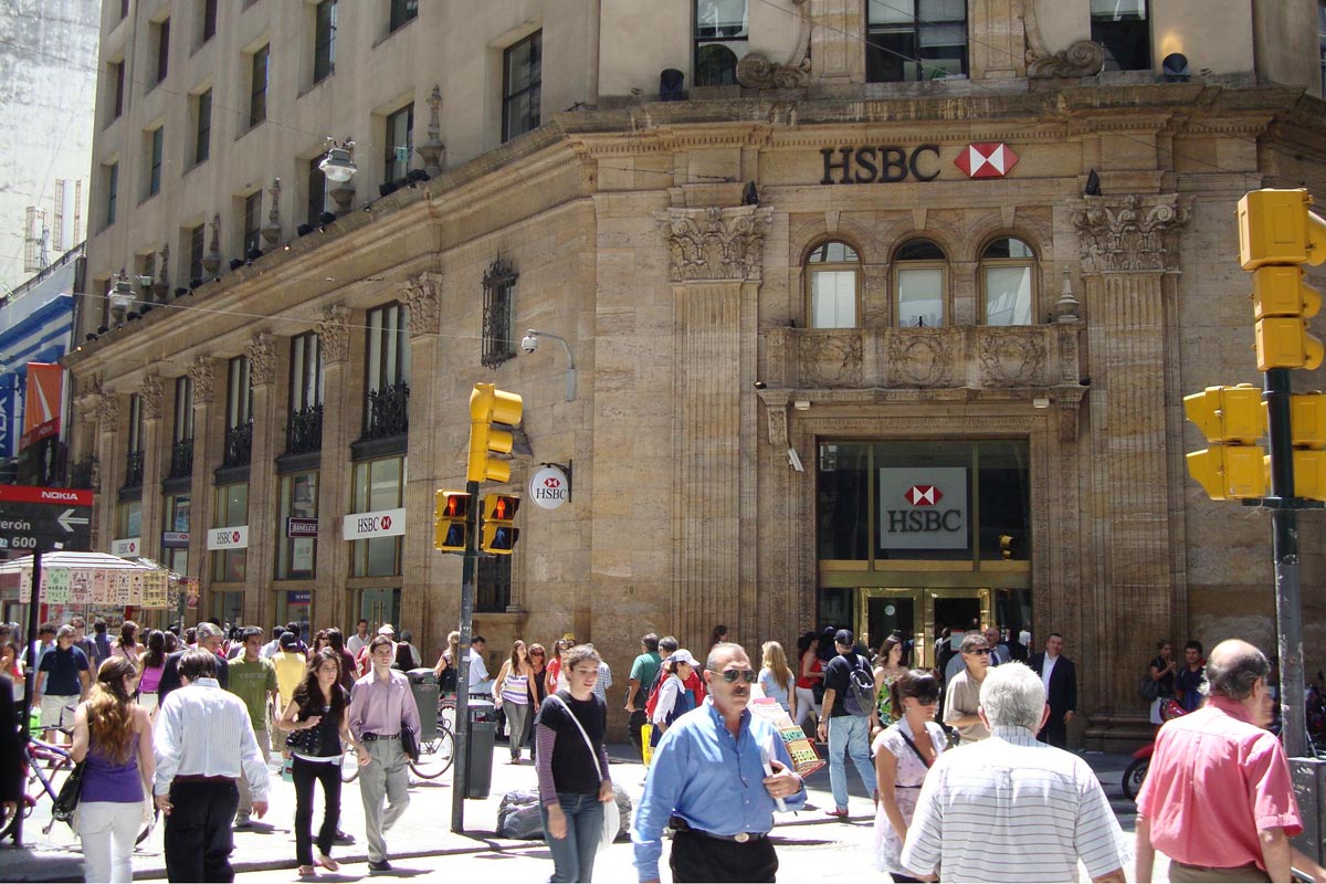 Allanaron HSBC por investigación de cuentas sin declarar