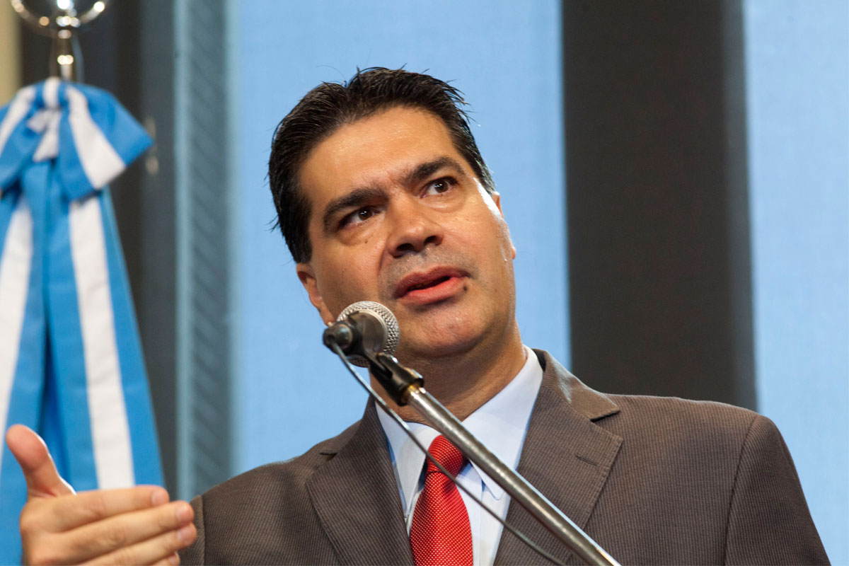 Capitanich: «Es una actitud vergonzosa la del Grupo de los Seis»
