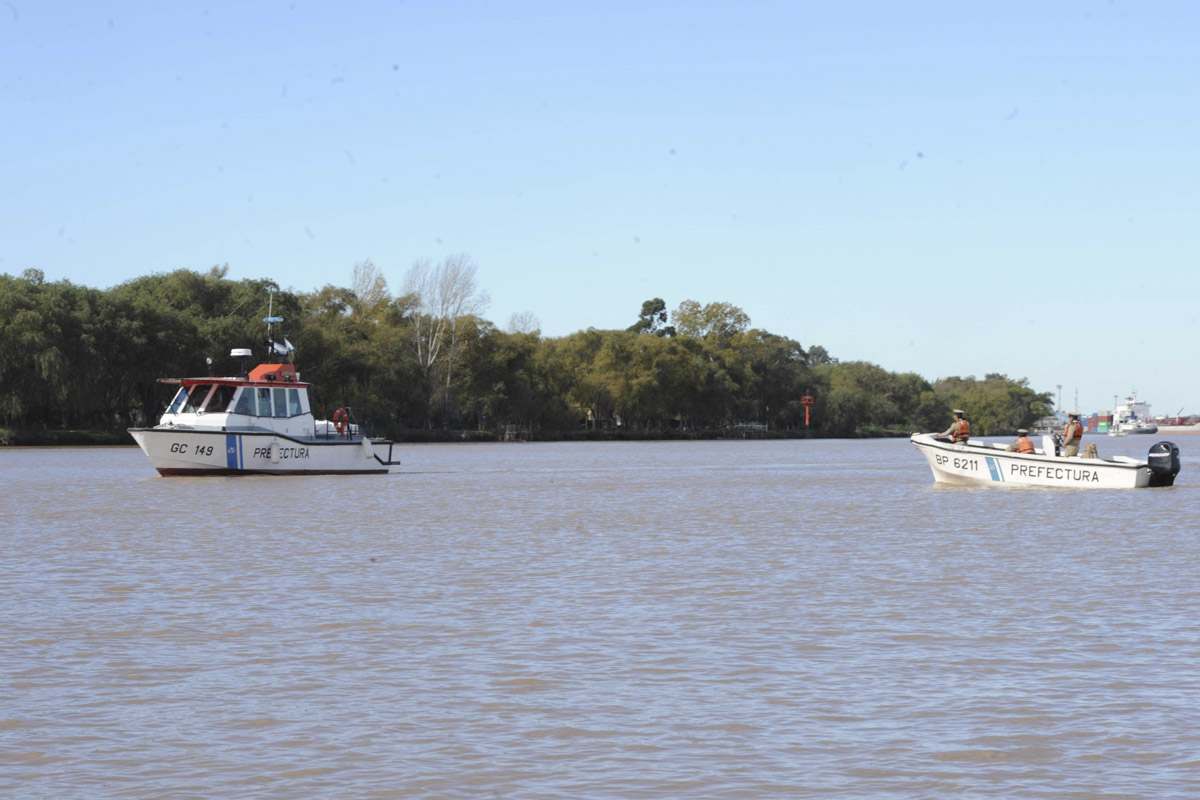 Hallan un cuerpo flotando en el río Paraná a la altura de Alvear