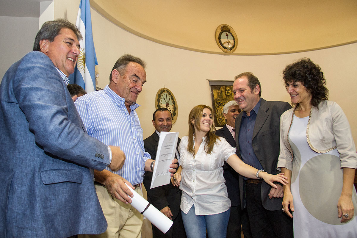 El Concejo reconoció a gremios y comerciantes por defender al consumidor