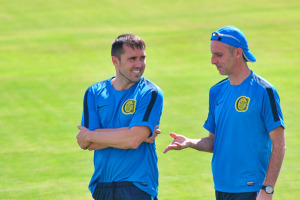 Coudet siguió de cerca los movimientos de los jugadores. Foto: rosariocentral.com