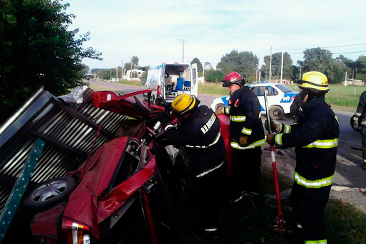 Dos muertos en accidente de tránsito en Ibarlucea