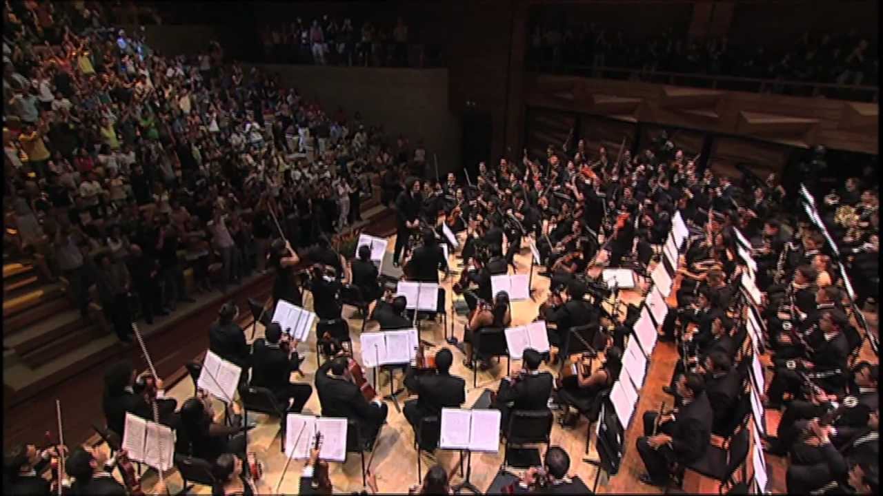 Emocionate con esta orquesta de jóvenes de los sectores sociales más vulnerables de Venezuela