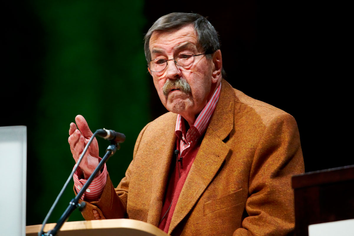 Günter Grass vaticina una Tercera Guerra Mundial