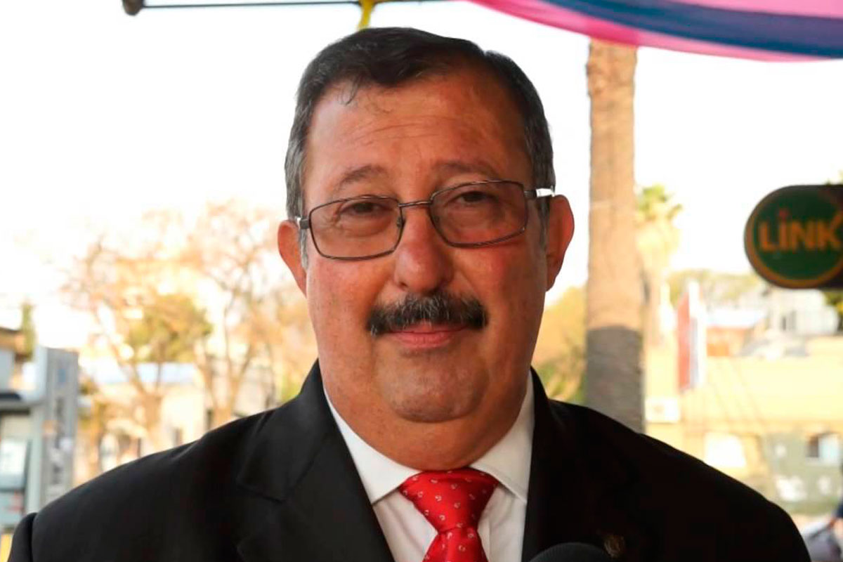 Miguel Cappiello va por una banca en el Senado provincial