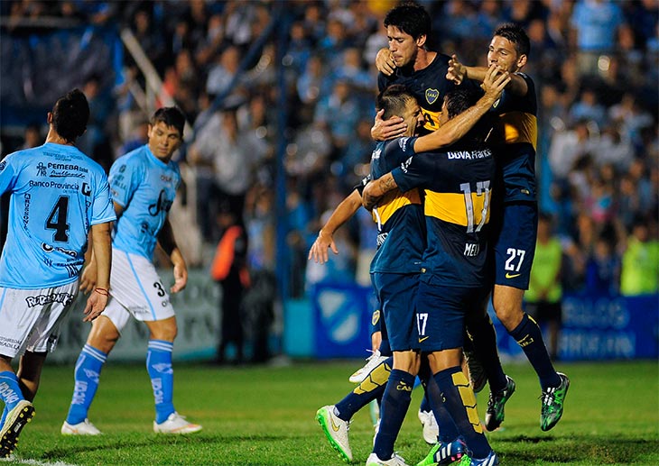 Boca le ganó a Temperley y se prendió en la punta