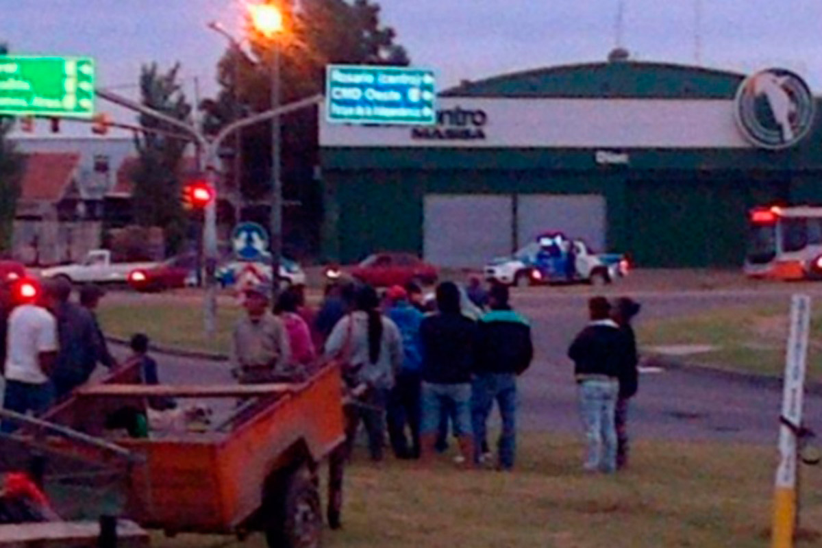 Otra protesta de carreros en un acceso a Circunvalación