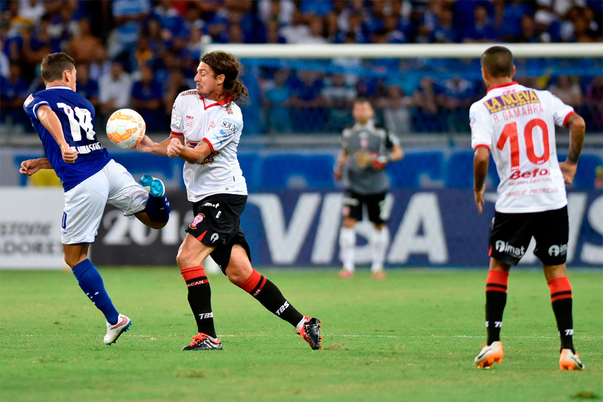 Huracán y un valioso empate contra Cruzeiro en Brasil
