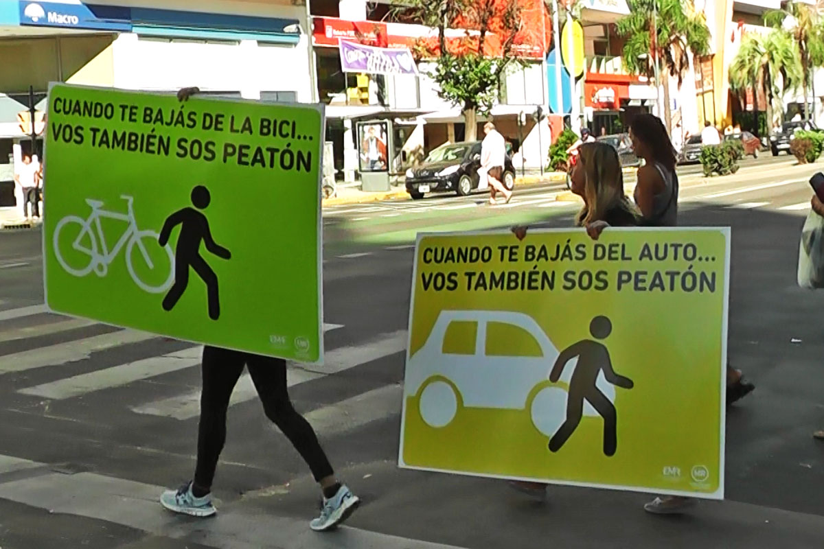 «Día del Peatón»: campaña de concientización en Rosario