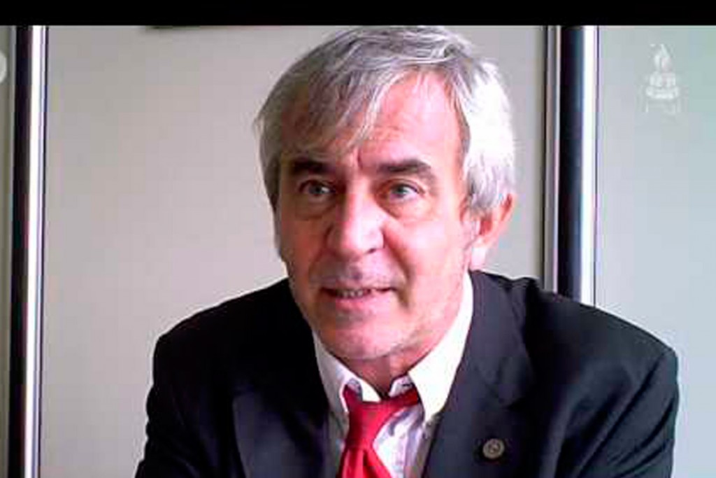 Aníbal Faccendini, es el Titular de la Cátedra del Agua en la Universidad Nacional de Rosario.