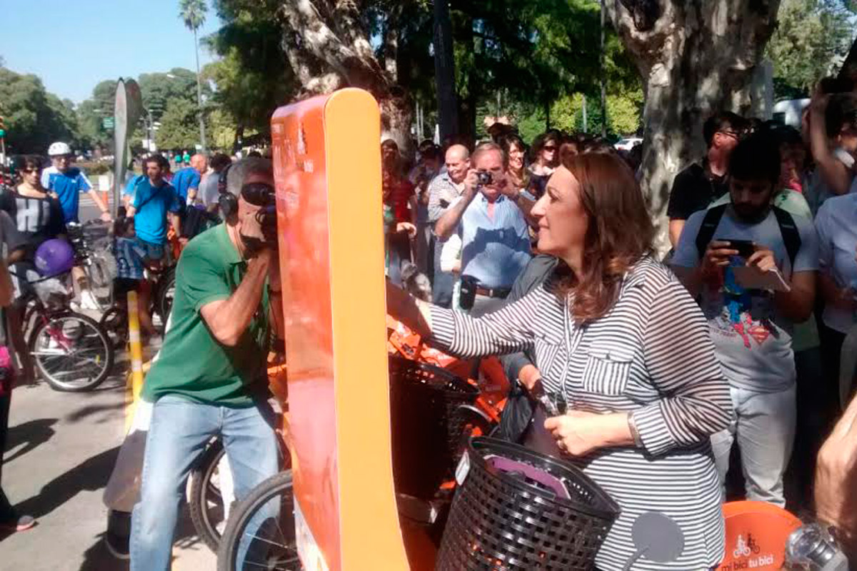 «Mi bici tu bici»: Mónica Fein ya inauguró el sistema