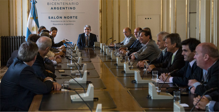 Paro del 31: buscan conseguir servicio mínimo de colectivos