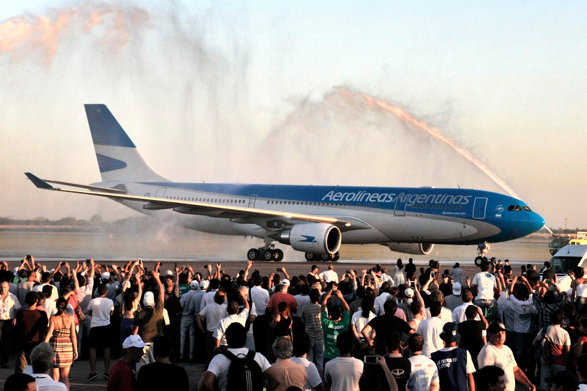 Cristina presentó un nuevo avión de Aerolíneas Argentinas