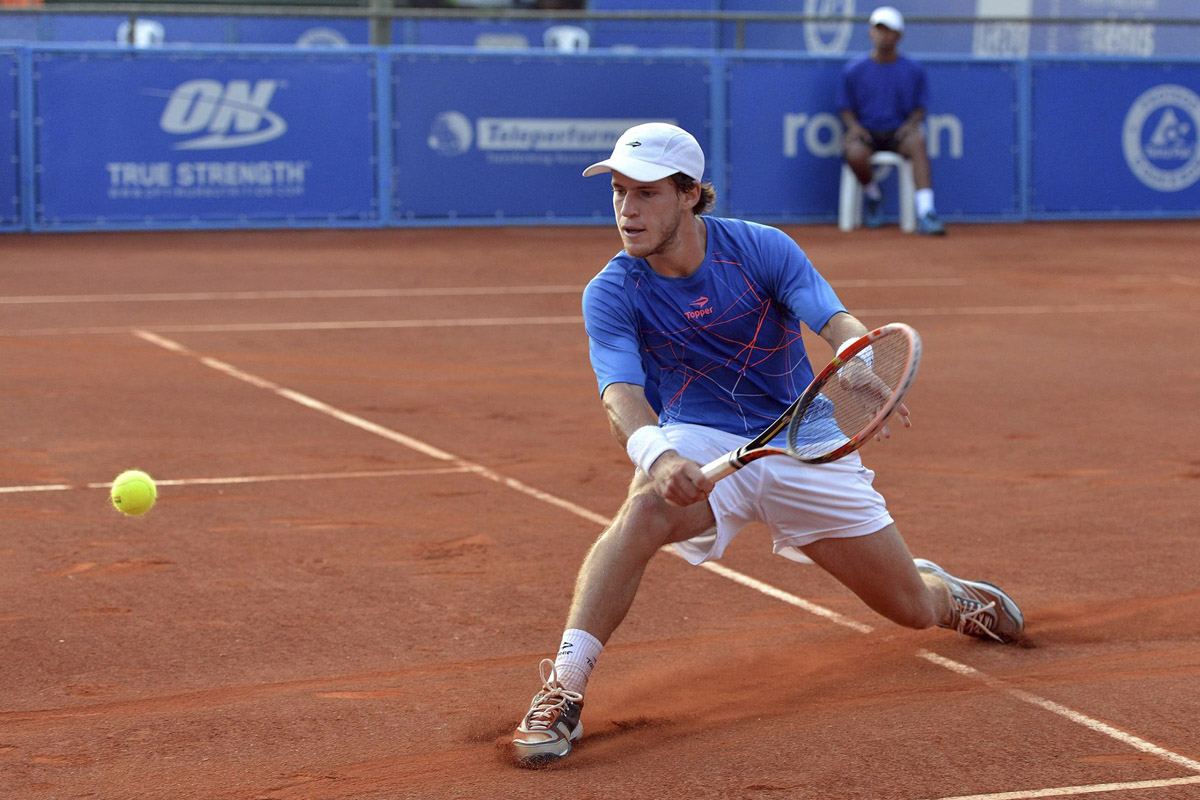 Argentina y Brasil juegan un punto decisivo por la Copa Davis