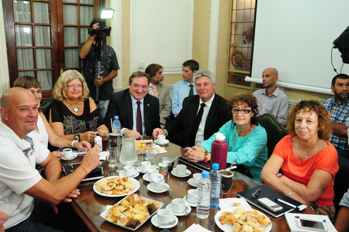 Paritarias 2015: cónclave entre docentes y el Gobierno