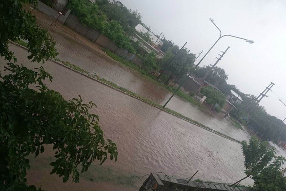 Diluvio en Santiago del Estero preocupa a las autoridades