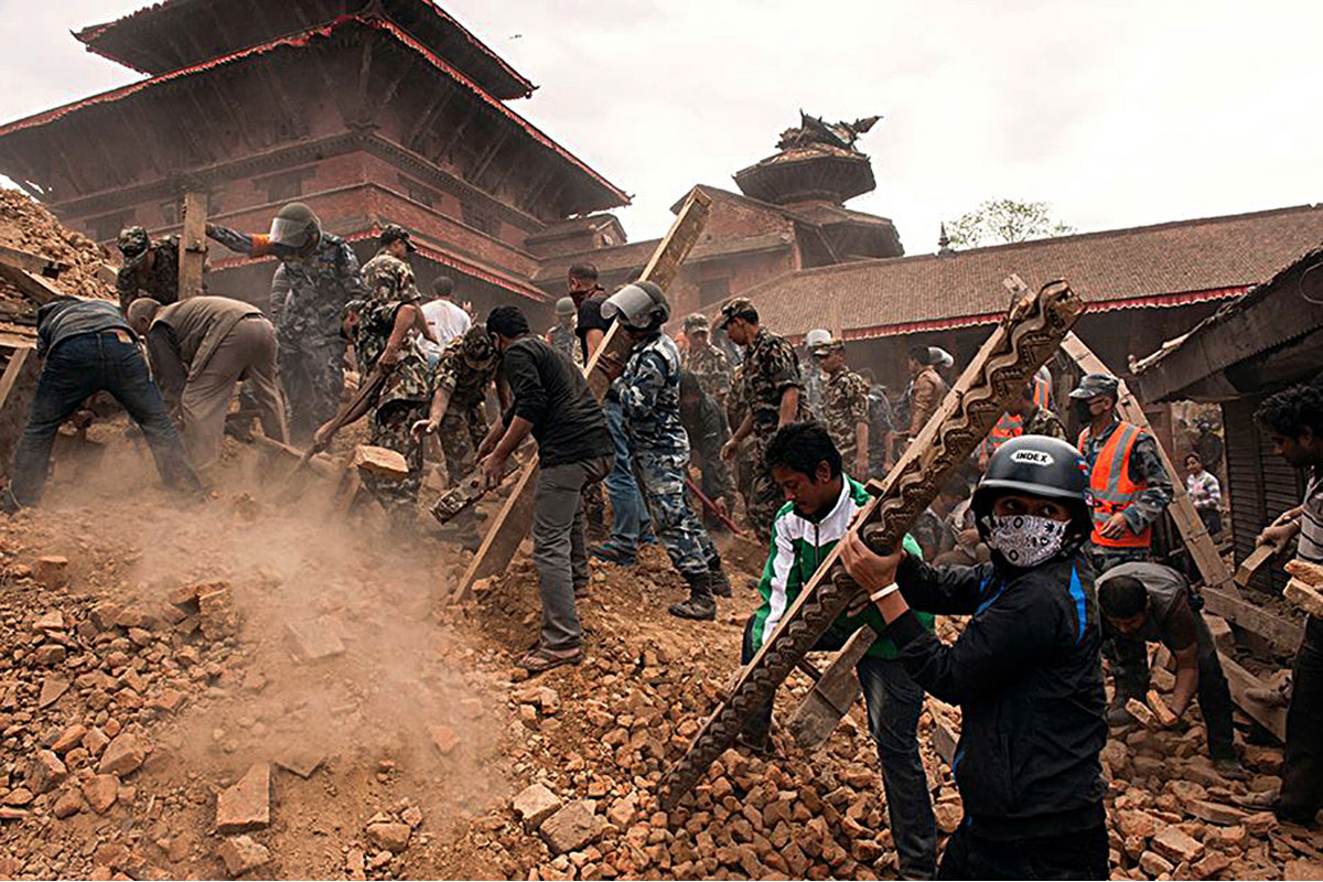 Asciende a 3.500 la cifra de muertos en Nepal