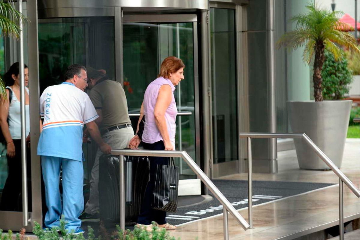 Allanaron la casa de Sara Garfunkel, madre de Nisman