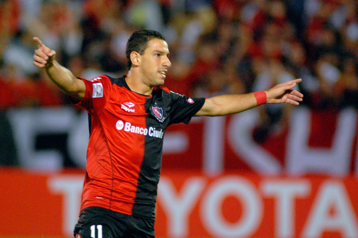 El Tolo le busca compañía a Maxi en ataque