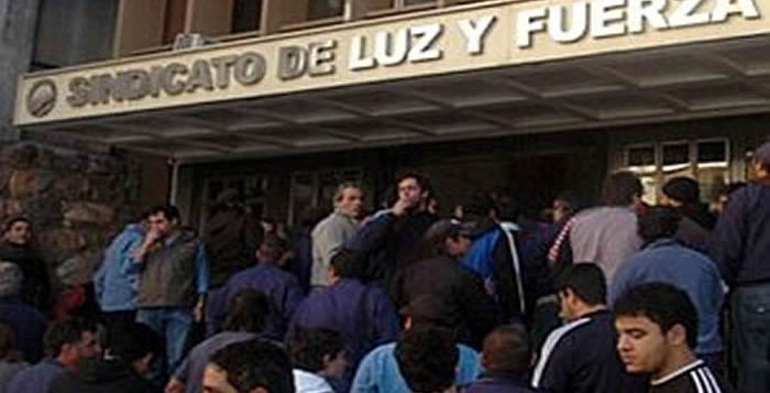 Con plan de lucha propio, Luz y Fuerza hoy hace paro