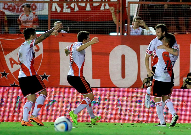 River le ganó al Bicho y se subió a la cima del torneo