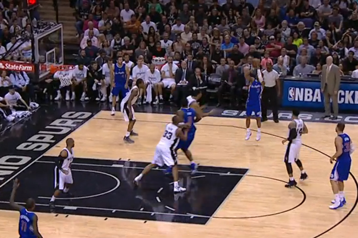 Perdieron los Spurs de locales y con Ginóbili en cancha
