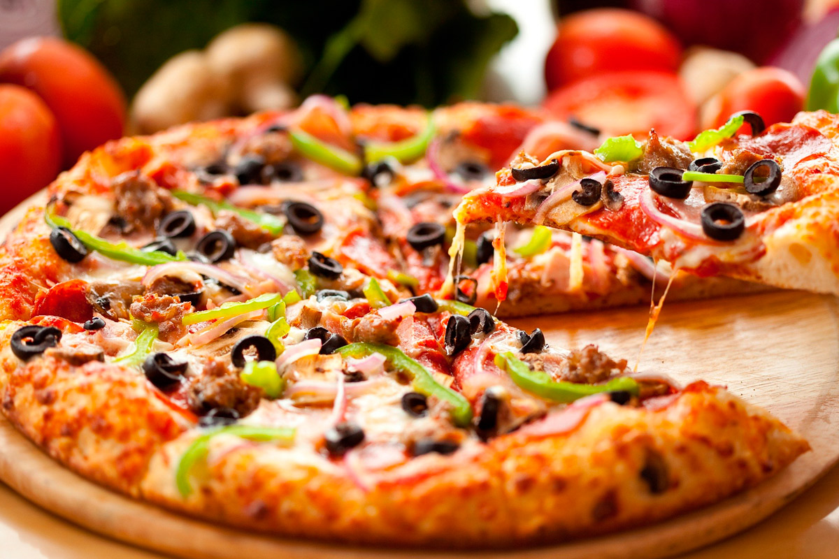 Detenido por echar marihuana en una pizza para la policía