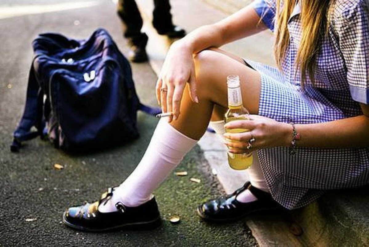 El cerebro sufre por el exceso de alcohol en la adolescencia