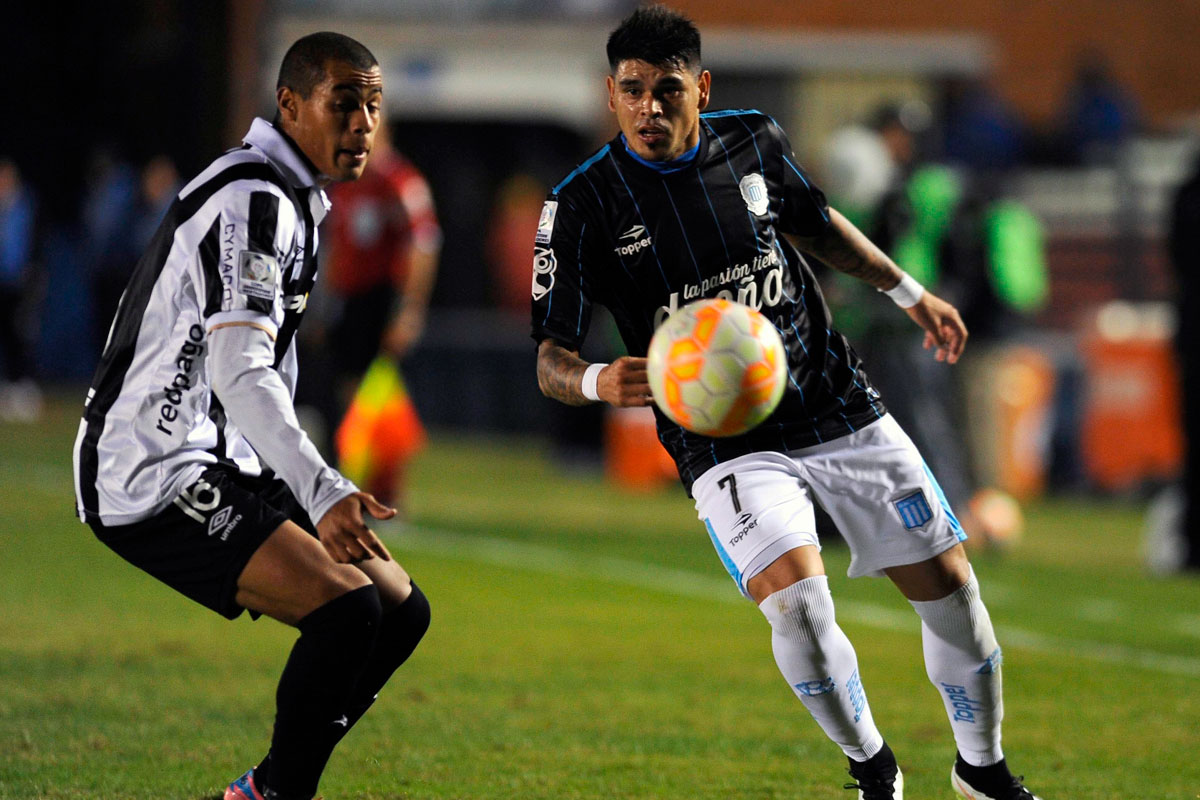 Racing se juega su futuro en la Libertadores