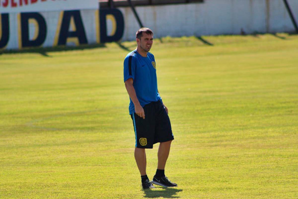 El Chacho haría cambios para jugar contra River