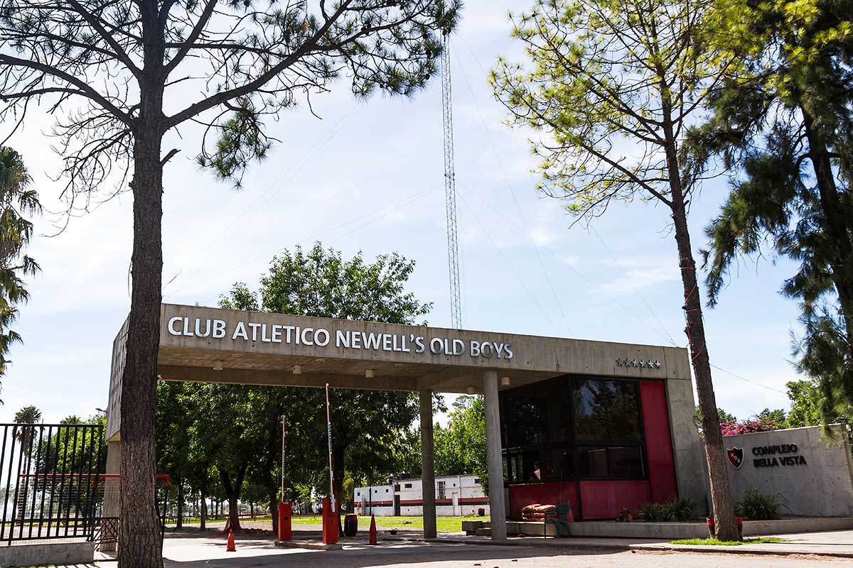 Newell’s: pintadas contra el plantel en Bella Vista
