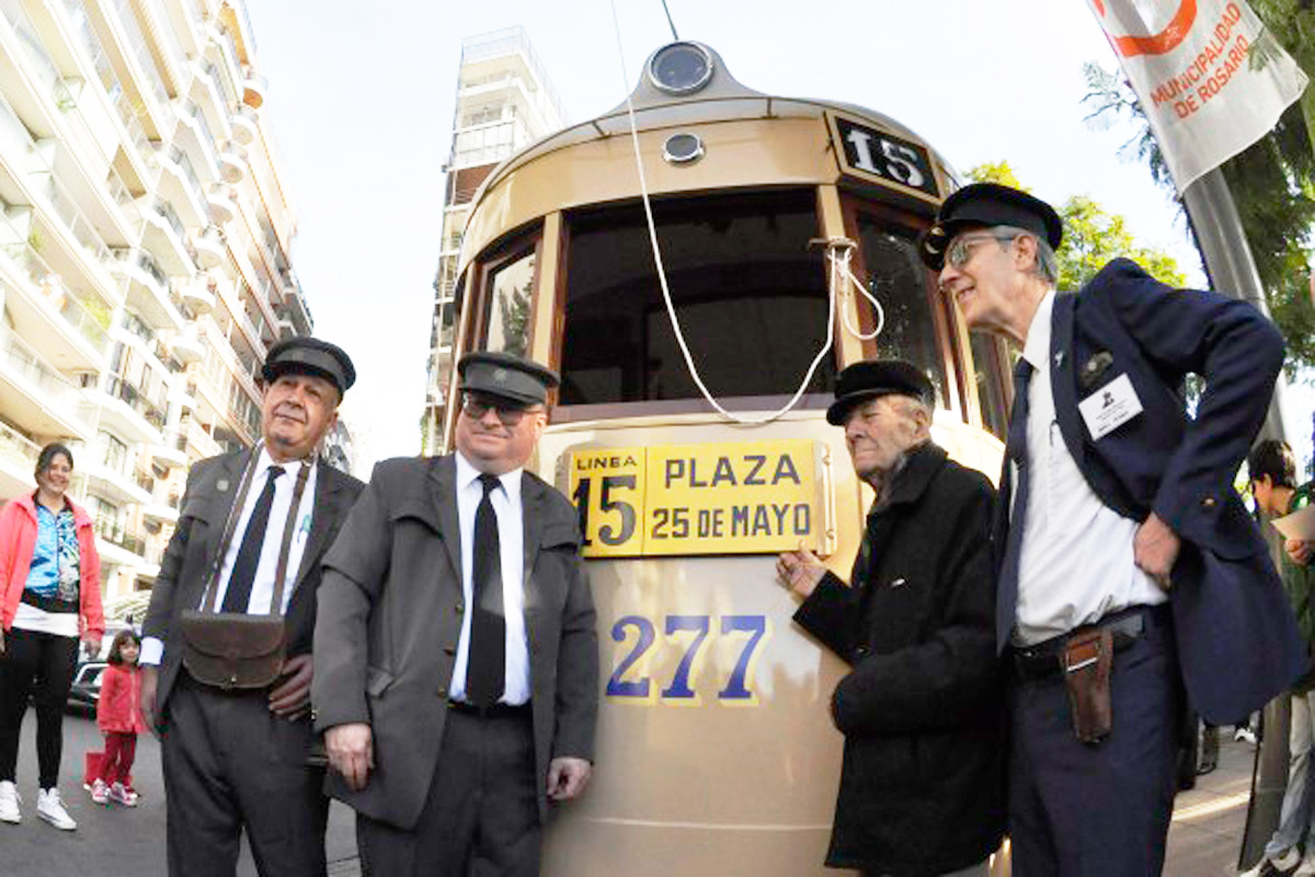 Tranvía histórico vuelve a circular este lunes