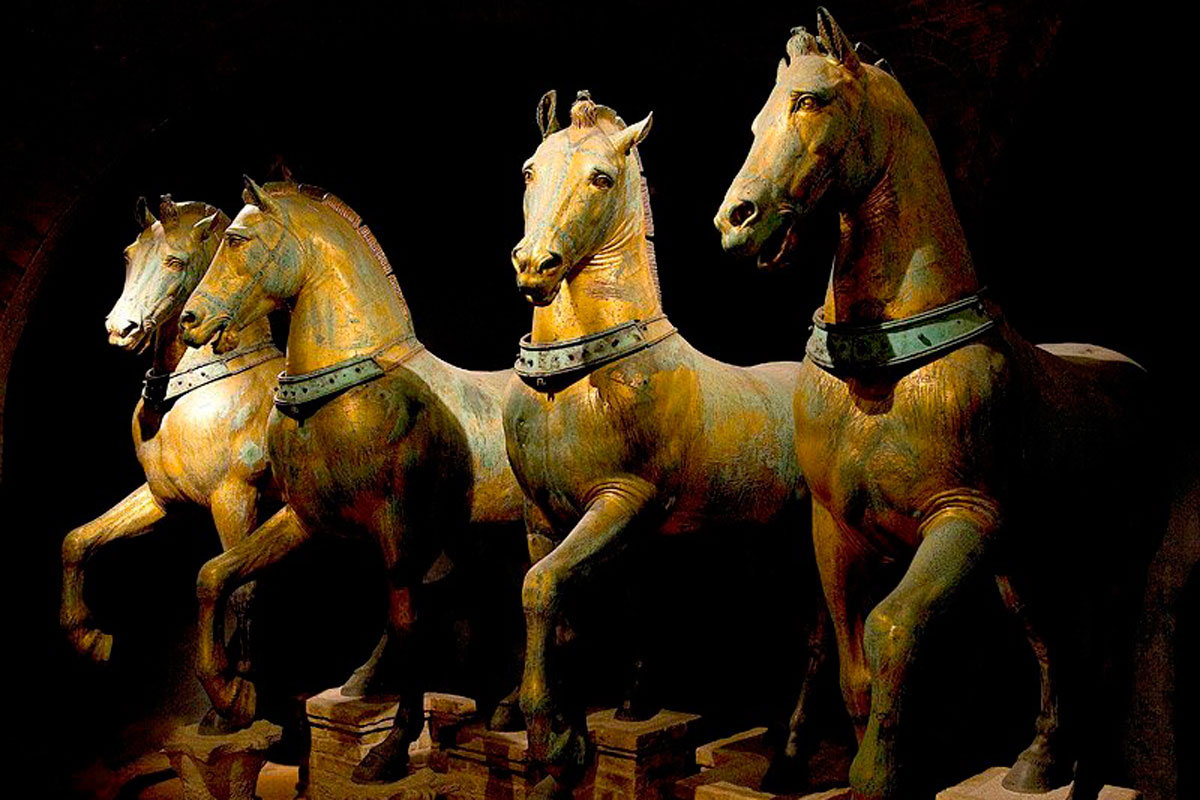 Encuentran los caballos de bronce de Hitler