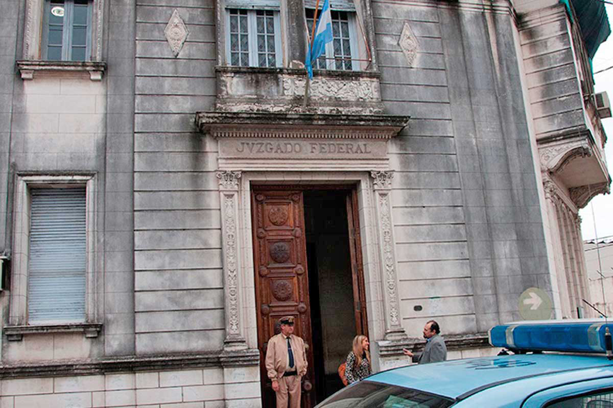 Fue liberada la funcionaria de la Casa Joven de Santa Fe