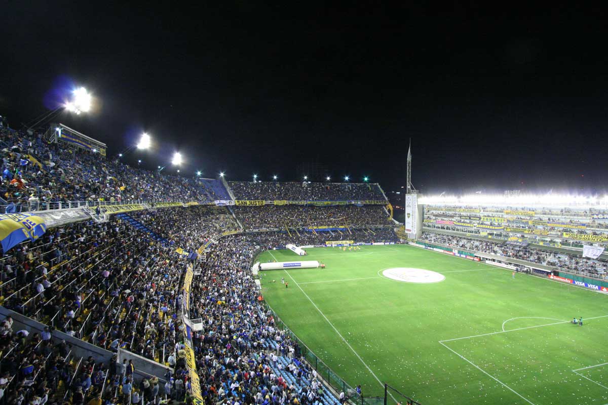 Hasta $ 22.000 por una platea para Boca-River