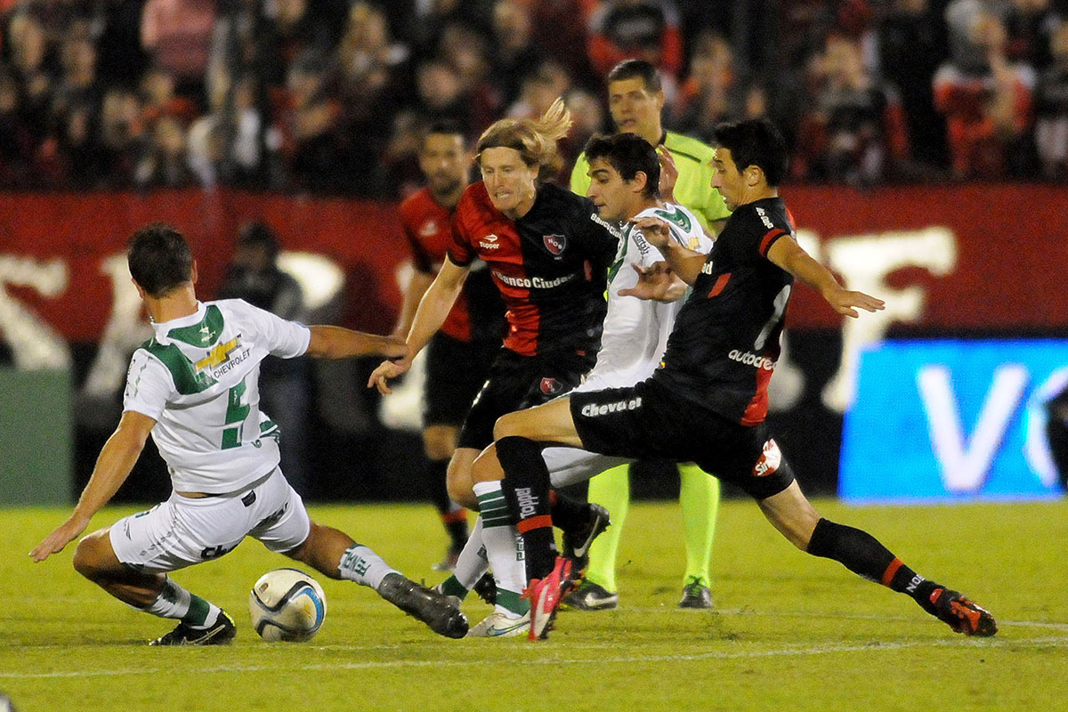 Newell’s jugó mal y volvió a quedar en deuda con su gente