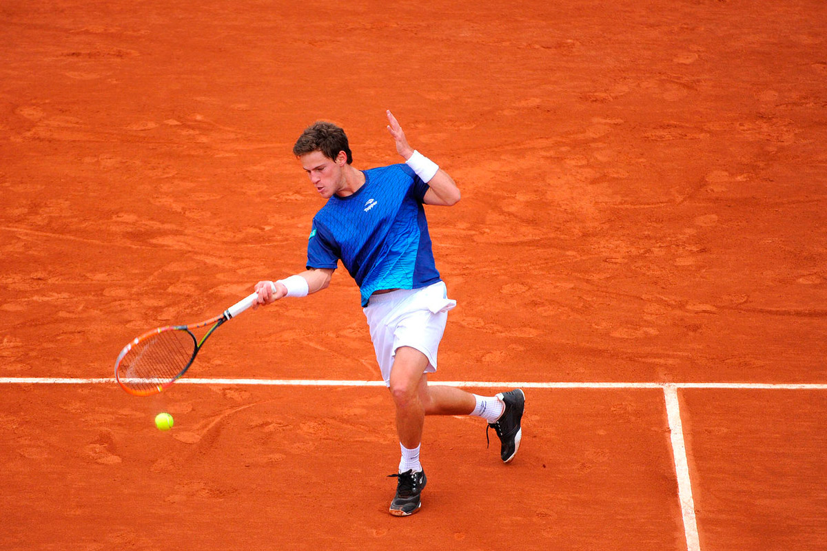 Roland Garros: Schwartzman sigue, Argüello eliminado