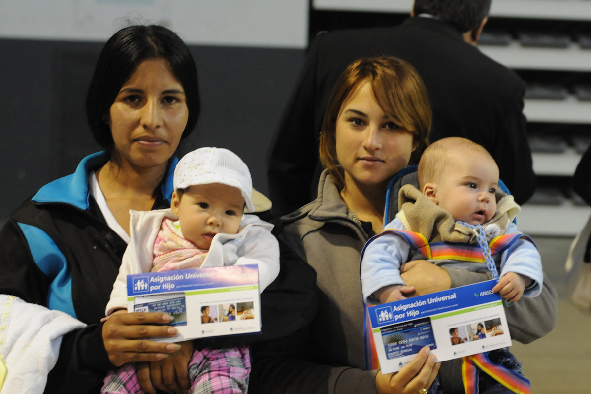 ¿Asignación Universal para los hijos de monotributistas?