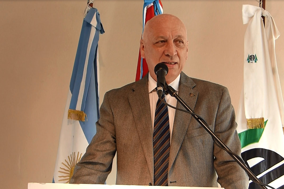 «Escuchar al que produce y trabaja todos los días”