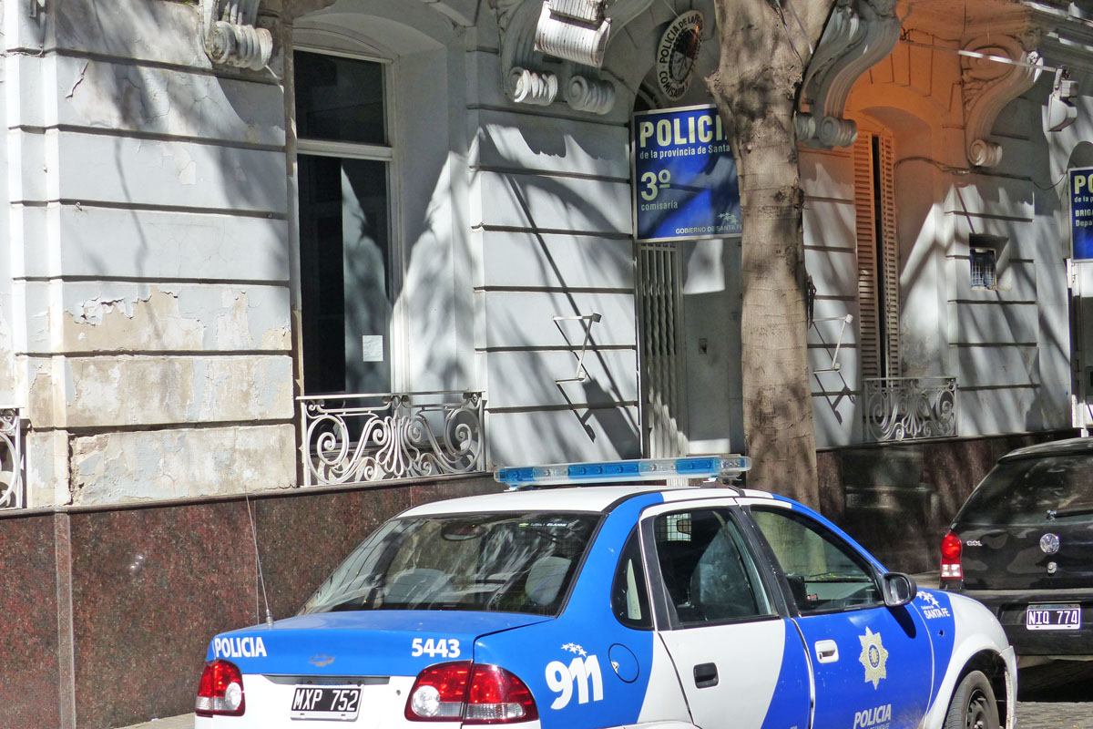 Robaron 35.000 dólares en un departamento céntrico