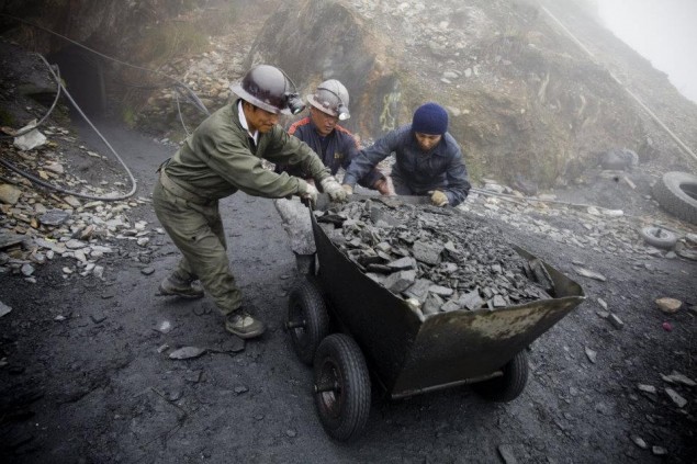 Fuertes críticas opositoras al fin de las retenciones mineras