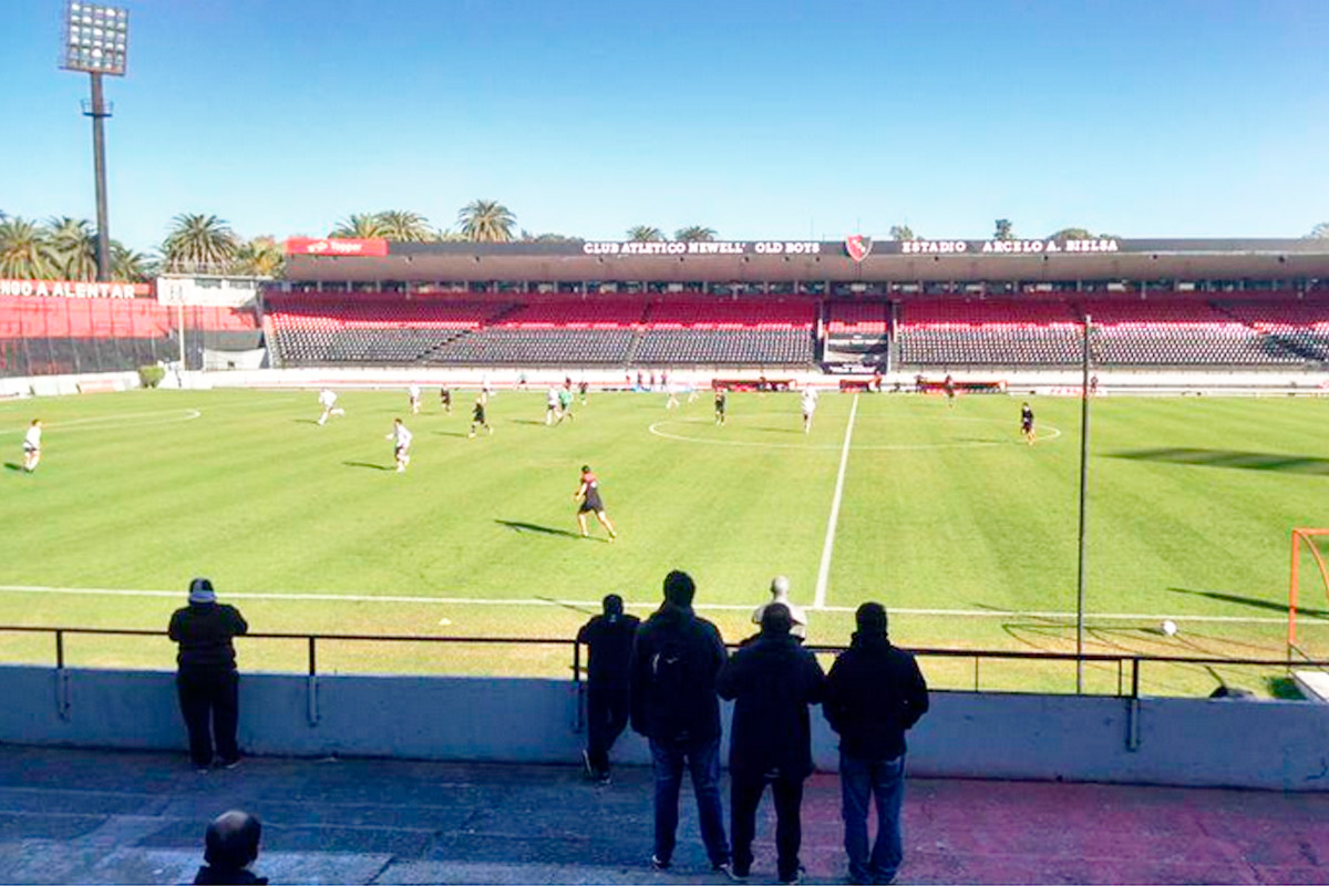 Caída rojinegra en el último amistoso de preparación