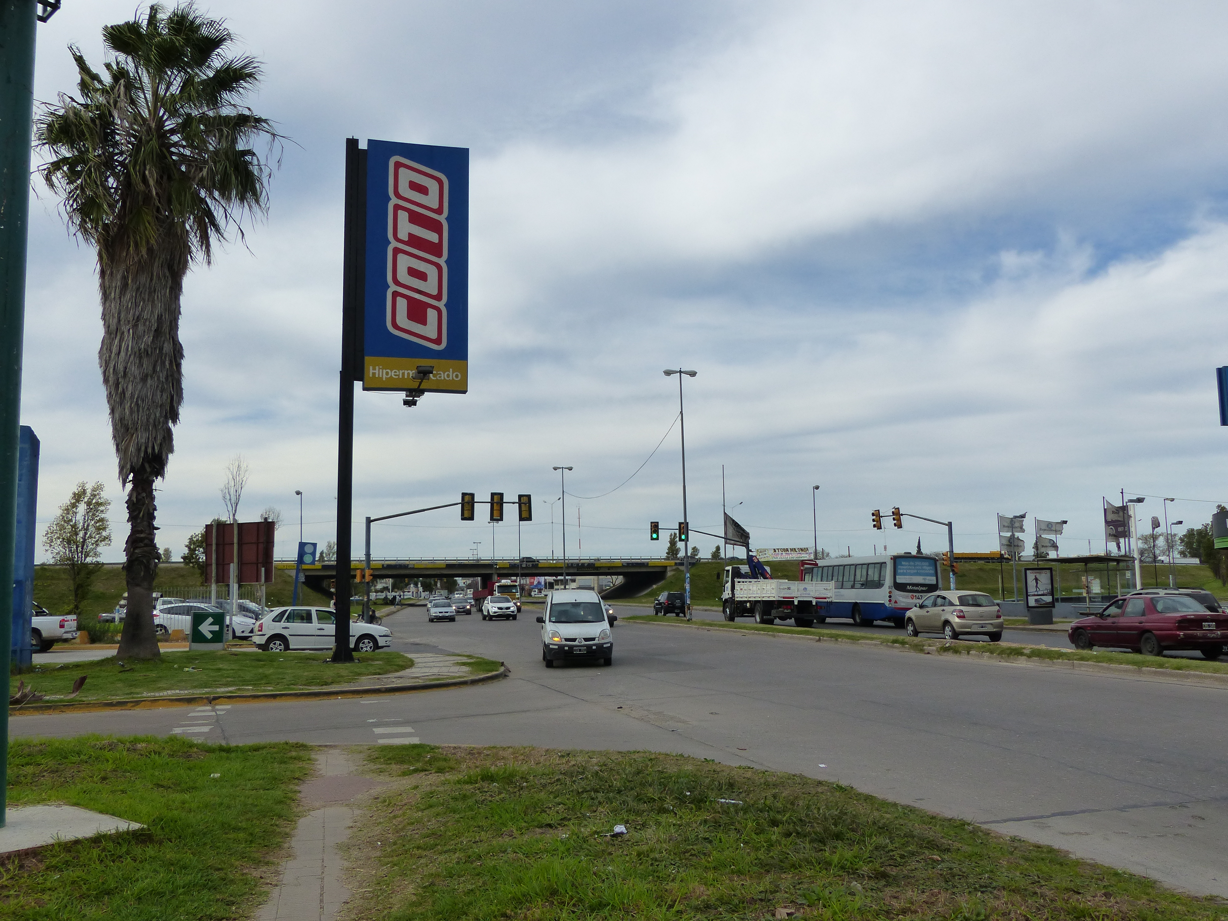 Buscan eliminar la doble mano en Eva Perón y en Mendoza