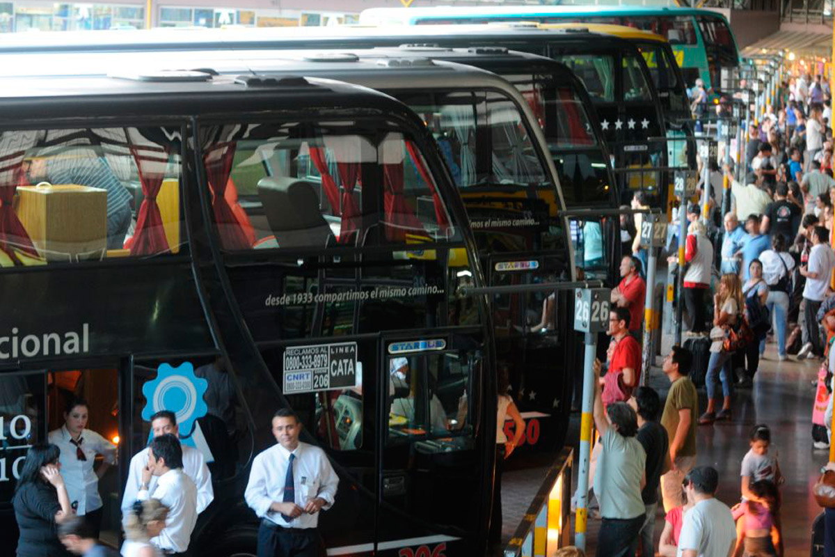 UTA acordó salarios para choferes de larga distancia