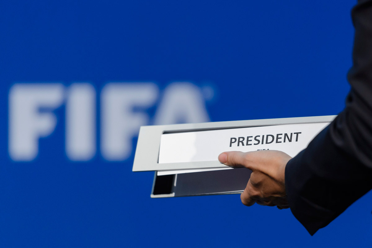 El sucesor de Blatter se va a elegir el año próximo