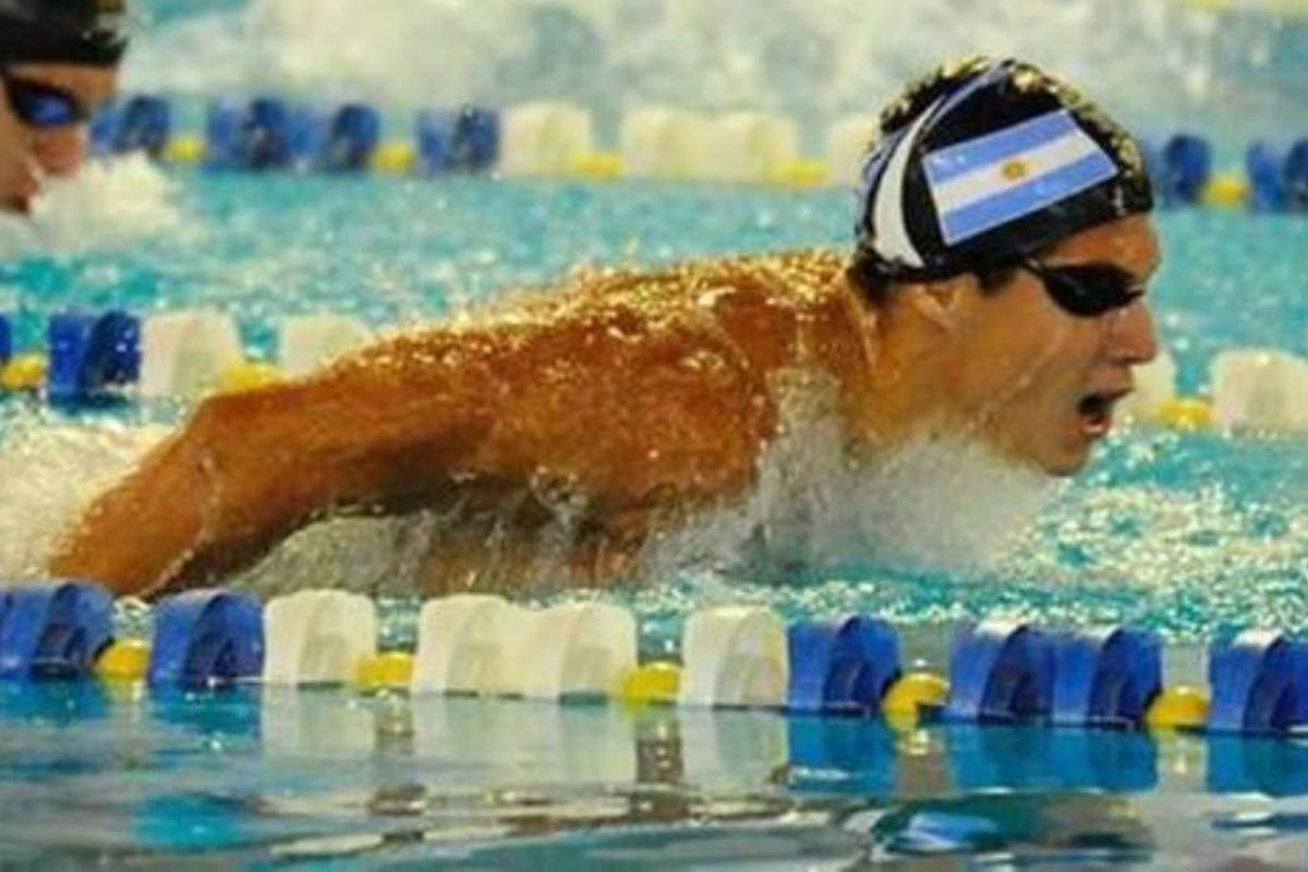 El santafesino Grassi ganó la medalla de plata en natación