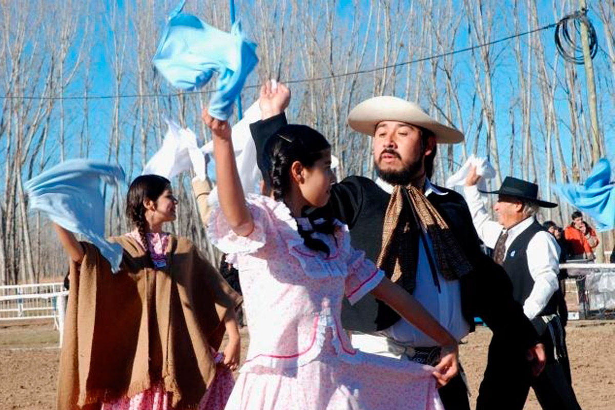 9 de Julio: el Parque Yrigoyen a puro folclore