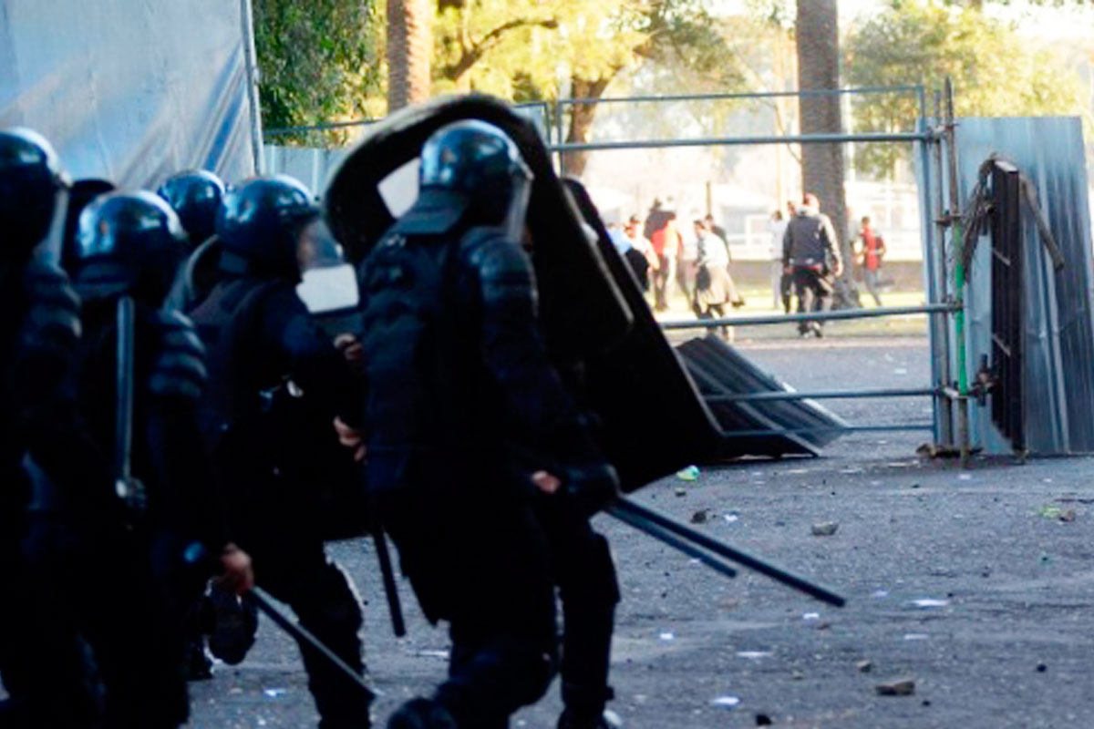Prometen analizar el accionar policial durante el clásico