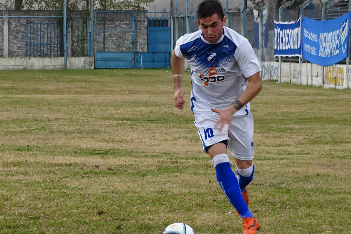 Primera D: Argentino empató sin goles fuera de casa